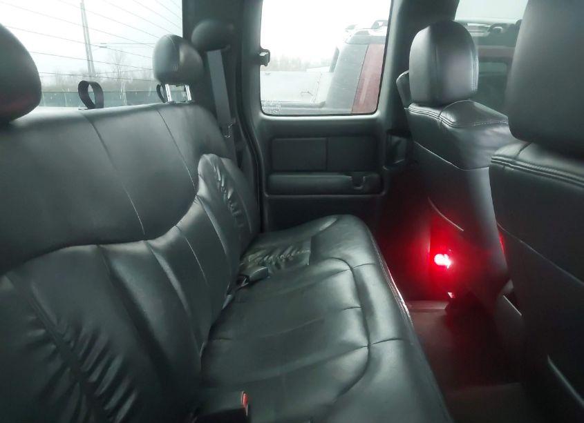 Photo 8 of 2002 Chevrolet Silverado 1500 LT (VIN 1GCEK19T62E139137)