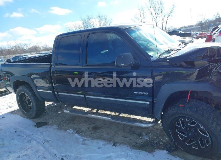 Photo 13 of 2002 Chevrolet Silverado K1500 (VIN 1GCEK19T62Z246942)
