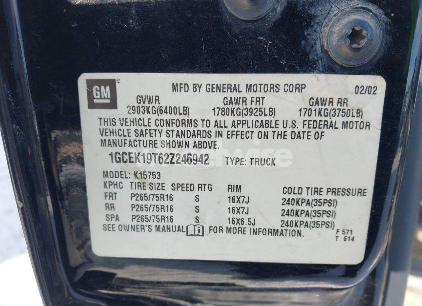 Photo 9 of 2002 Chevrolet Silverado K1500 (VIN 1GCEK19T62Z246942)