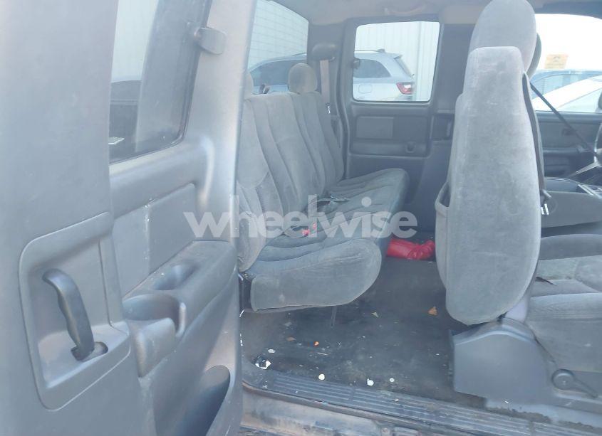 Photo 8 of 2003 Chevrolet Silverado 1500 LS (VIN 1GCEK19T63E257576)