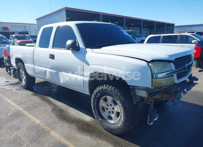 2003 Chevrolet Silverado 1500 LT (VIN 1GCEK19T63E366216) main photo