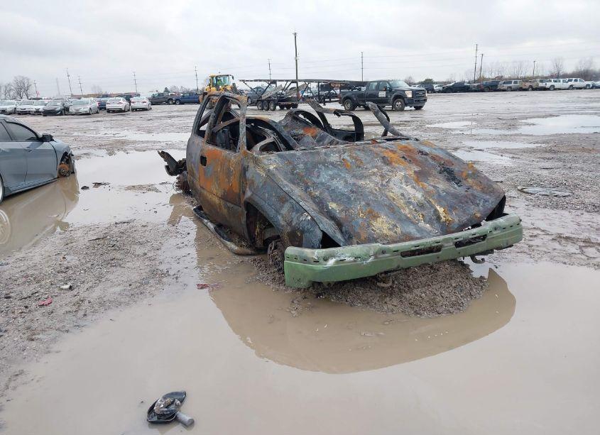 2003 Chevrolet Silverado 1500 LT (VIN 1GCEK19T63Z219967) main photo