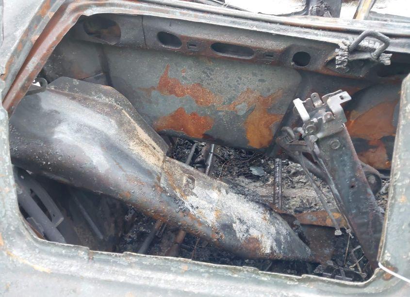 Photo 8 of 2003 Chevrolet Silverado 1500 LT (VIN 1GCEK19T63Z219967)