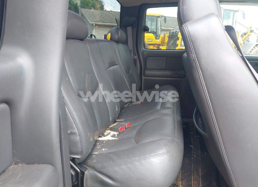 Photo 8 of 2004 Chevrolet Silverado 1500 Z71 (VIN 1GCEK19T64E181326)