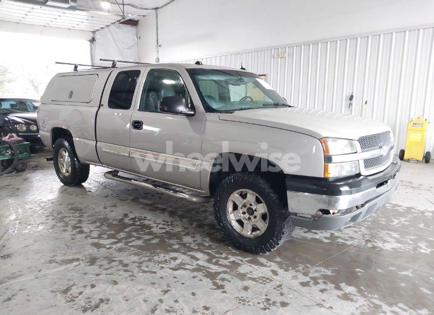 2004 Chevrolet Silverado 1500 LT (VIN 1GCEK19T64E375922) main photo