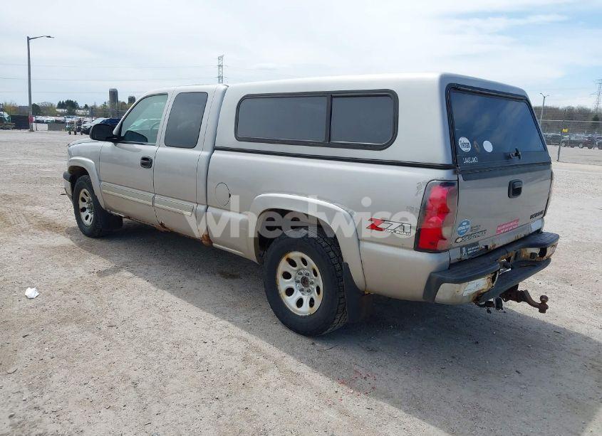 Photo 3 of 2005 Chevrolet Silverado 1500 LS (VIN 1GCEK19T65Z194720)