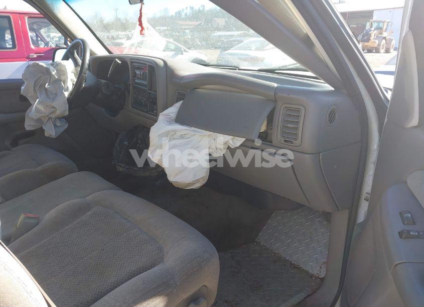 Photo 5 of 2000 Chevrolet Silverado 1500 LS (VIN 1GCEK19T6YE223080)