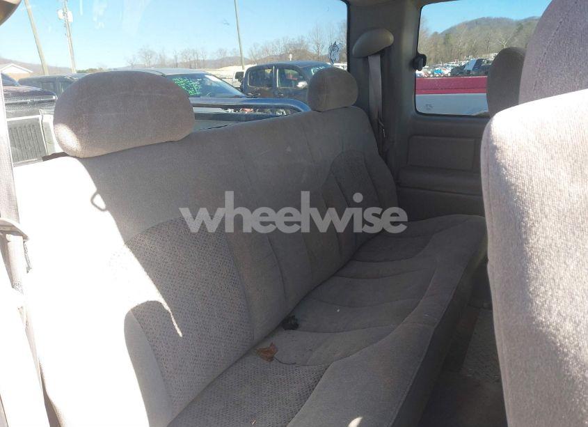 Photo 8 of 2000 Chevrolet Silverado 1500 LS (VIN 1GCEK19T6YE223080)