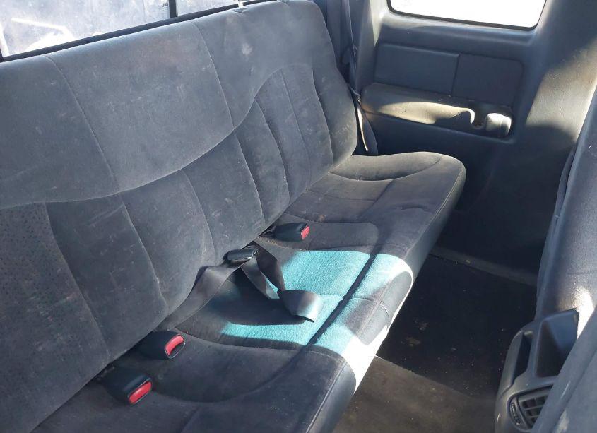 Photo 8 of 2000 Chevrolet Silverado 1500 LS (VIN 1GCEK19T6YE254278)