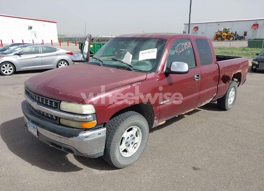 Photo 2 of 2000 Chevrolet Silverado 1500 LT (VIN 1GCEK19T6YE353179)