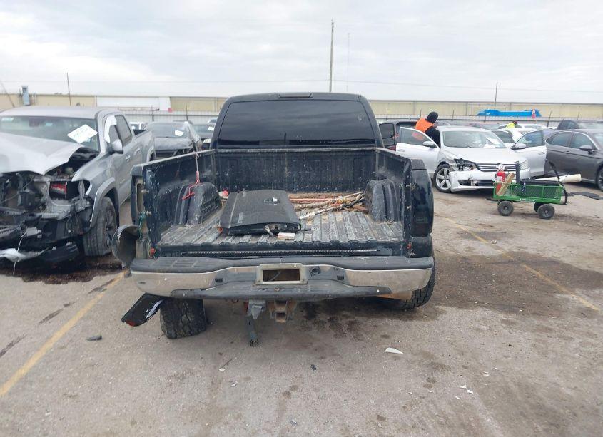 Photo 15 of 2002 Chevrolet Silverado 1500 LS (VIN 1GCEK19T72E111377)