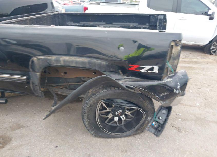 Photo 6 of 2002 Chevrolet Silverado 1500 LS (VIN 1GCEK19T72E111377)