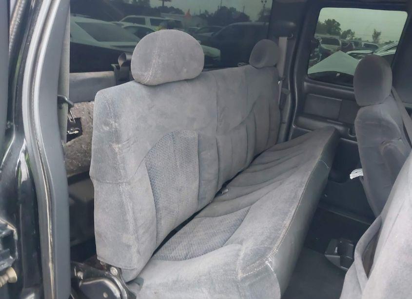 Photo 8 of 2002 Chevrolet Silverado 1500 LS (VIN 1GCEK19T72E111377)