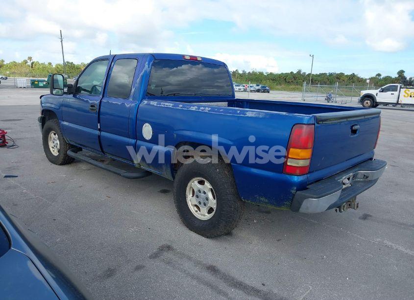 Photo 3 of 2002 Chevrolet Silverado 1500 LT (VIN 1GCEK19T72Z297303)