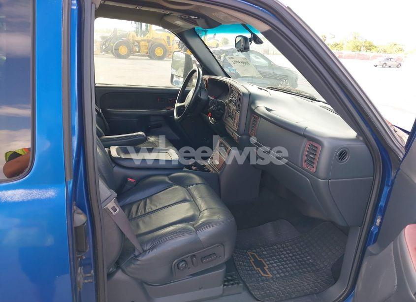 Photo 5 of 2002 Chevrolet Silverado 1500 LT (VIN 1GCEK19T72Z297303)