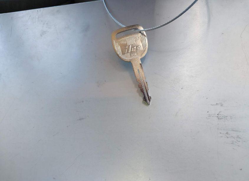 Photo 11 of 2003 Chevrolet Silverado 1500 LS (VIN 1GCEK19T73E191992)