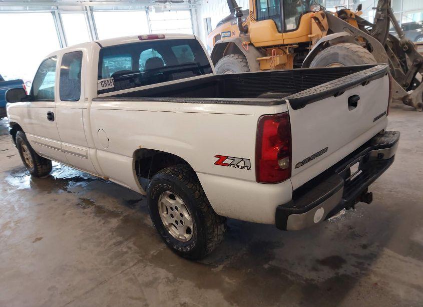 Photo 3 of 2003 Chevrolet Silverado 1500 LS (VIN 1GCEK19T73E191992)