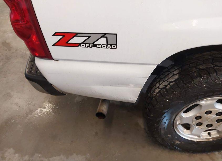 Photo 6 of 2003 Chevrolet Silverado 1500 LS (VIN 1GCEK19T73E191992)