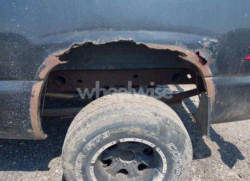 Photo 13 of 2003 Chevrolet Silverado 1500 LS (VIN 1GCEK19T73E236168)