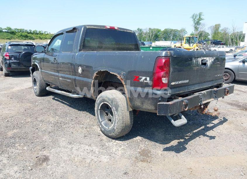 Photo 3 of 2003 Chevrolet Silverado 1500 LS (VIN 1GCEK19T73E236168)