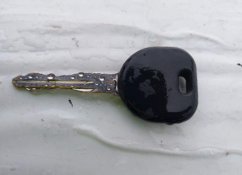 Photo 11 of 2003 Chevrolet Silverado 1500 LT (VIN 1GCEK19T73E320054)