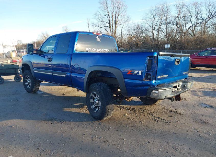 Photo 3 of 2004 Chevrolet Silverado 1500 Z71 (VIN 1GCEK19T74E153003)