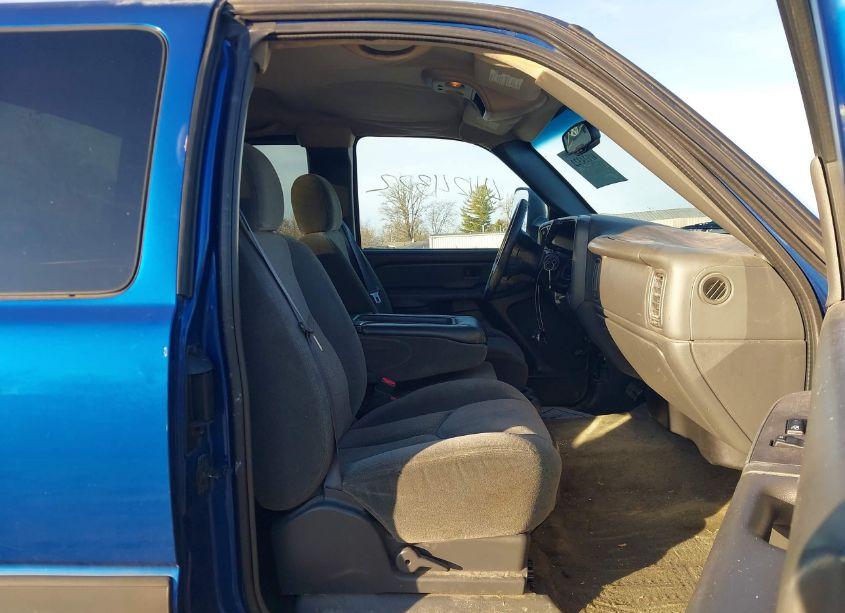 Photo 5 of 2004 Chevrolet Silverado 1500 Z71 (VIN 1GCEK19T74E153003)