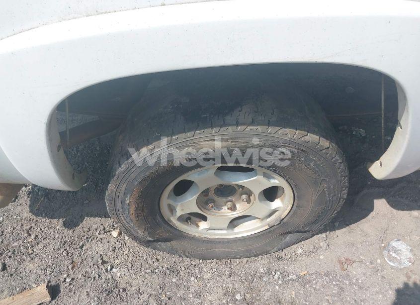 Photo 6 of 2004 Chevrolet Silverado 1500 Z71 (VIN 1GCEK19T74E364105)