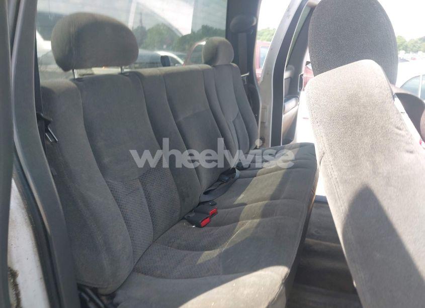 Photo 8 of 2004 Chevrolet Silverado 1500 Z71 (VIN 1GCEK19T74E364105)