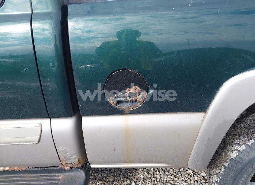 Photo 6 of 2004 Chevrolet Silverado 1500 Z71 (VIN 1GCEK19T74Z222586)