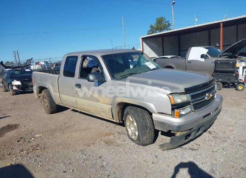 2006 Chevrolet Silverado 1500 LT2 (VIN 1GCEK19T76Z145155) main photo