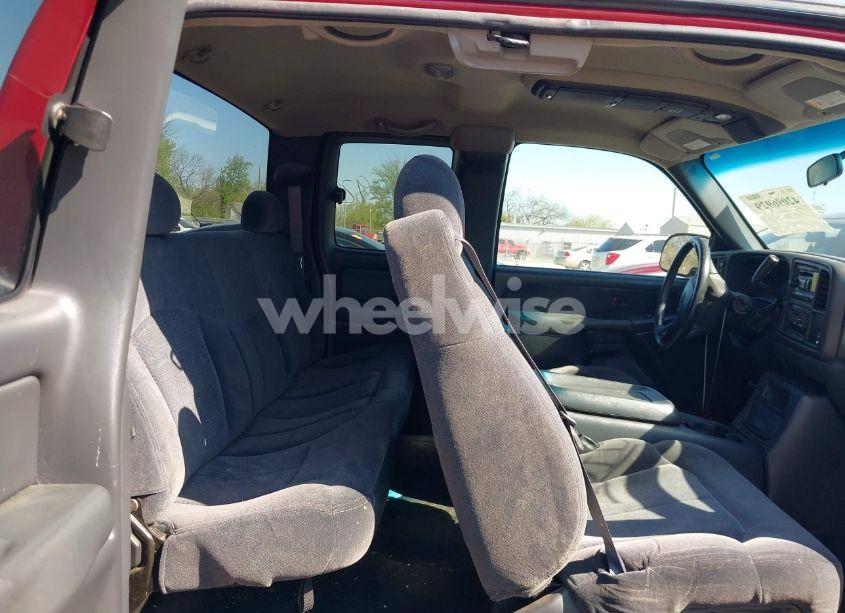 Photo 8 of 2000 Chevrolet Silverado 1500 LS (VIN 1GCEK19T7YE296961)