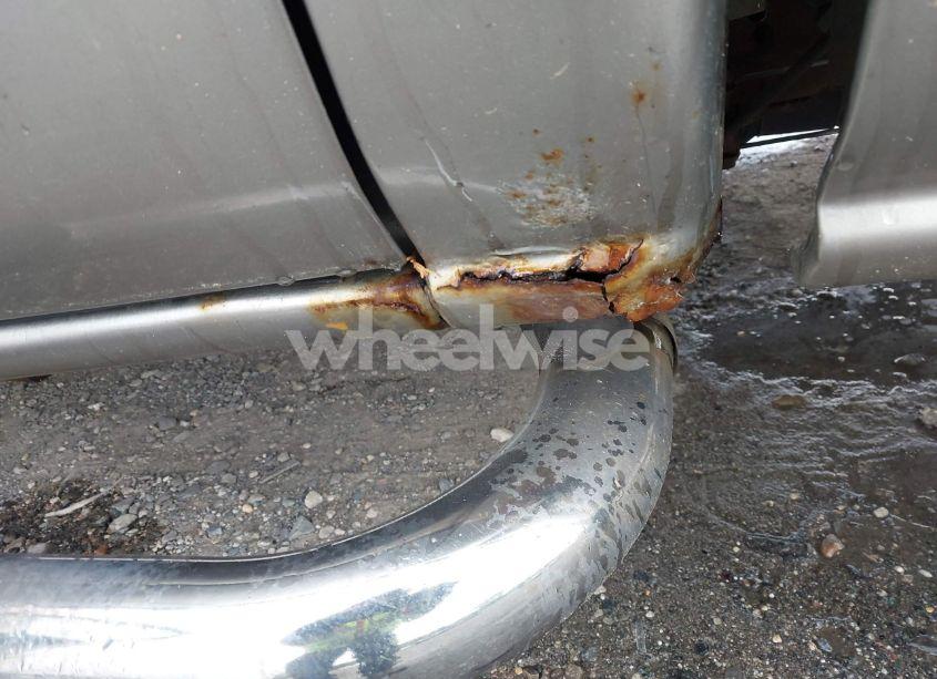 Photo 12 of 2001 Chevrolet Silverado 1500 LS (VIN 1GCEK19T81E252456)