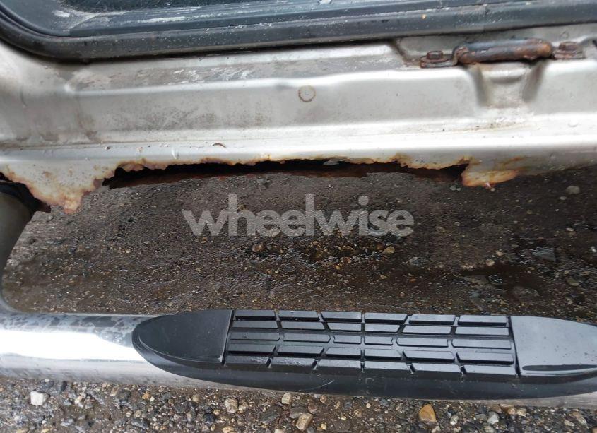 Photo 14 of 2001 Chevrolet Silverado 1500 LS (VIN 1GCEK19T81E252456)