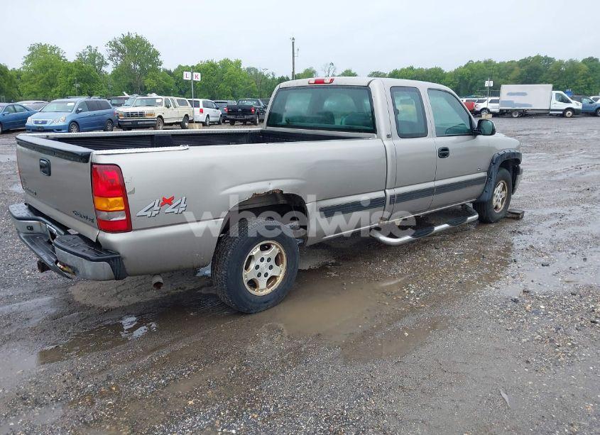 Photo 4 of 2001 Chevrolet Silverado 1500 LS (VIN 1GCEK19T81E252456)
