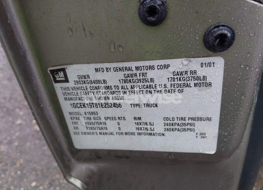 Photo 9 of 2001 Chevrolet Silverado 1500 LS (VIN 1GCEK19T81E252456)