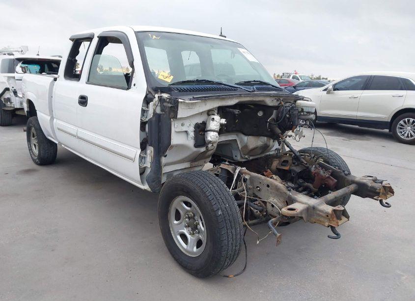 2003 Chevrolet Silverado 1500 LT (VIN 1GCEK19T83Z202457) main photo
