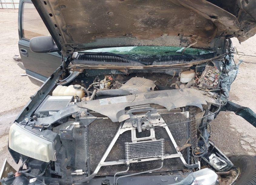 Photo 10 of 2004 Chevrolet Silverado 1500 Z71 (VIN 1GCEK19T84E158548)