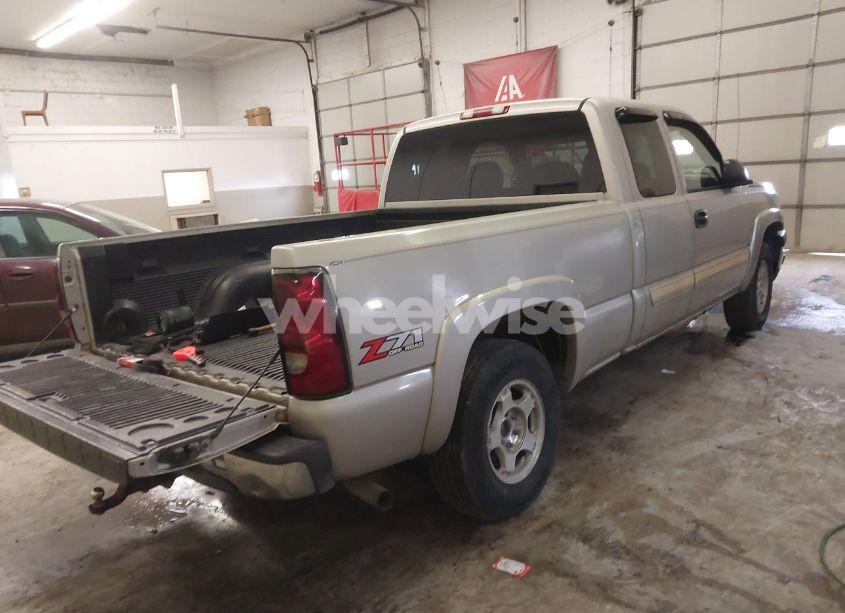 Photo 4 of 2004 Chevrolet Silverado 1500 Z71 (VIN 1GCEK19T84E178573)