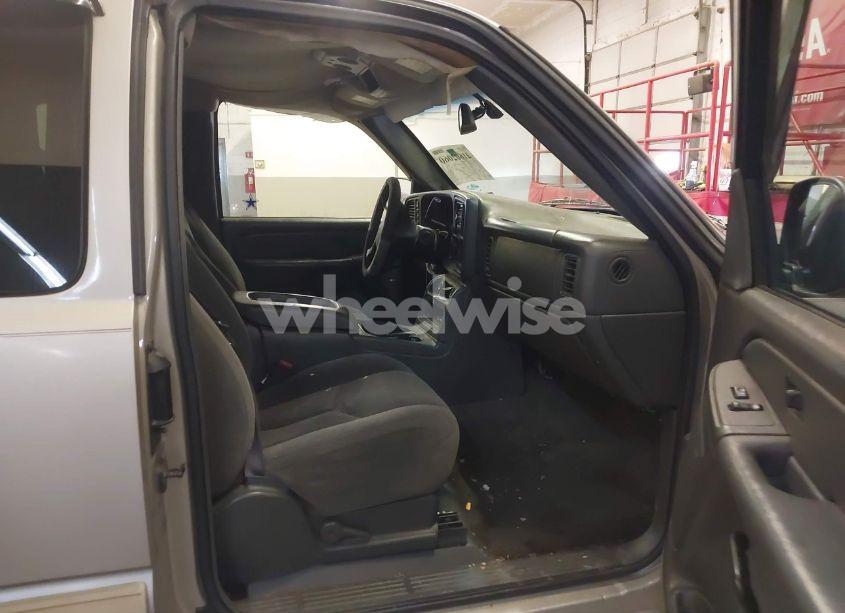 Photo 5 of 2004 Chevrolet Silverado 1500 Z71 (VIN 1GCEK19T84E178573)