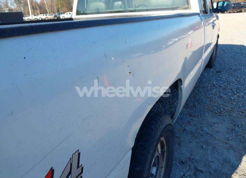 Photo 13 of 2004 Chevrolet Silverado 1500 WORK TRUCK (VIN 1GCEK19T84E295554)