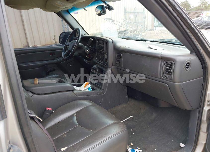 Photo 5 of 2004 Chevrolet Silverado 1500 Z71 (VIN 1GCEK19T84Z252941)