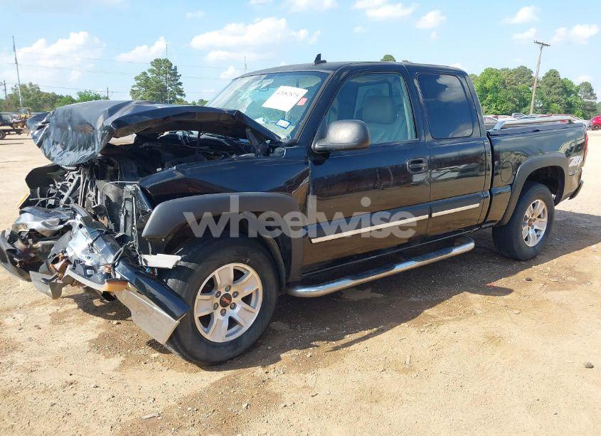Photo 2 of 2006 Chevrolet Silverado 1500 LT3 (VIN 1GCEK19T86Z187365)