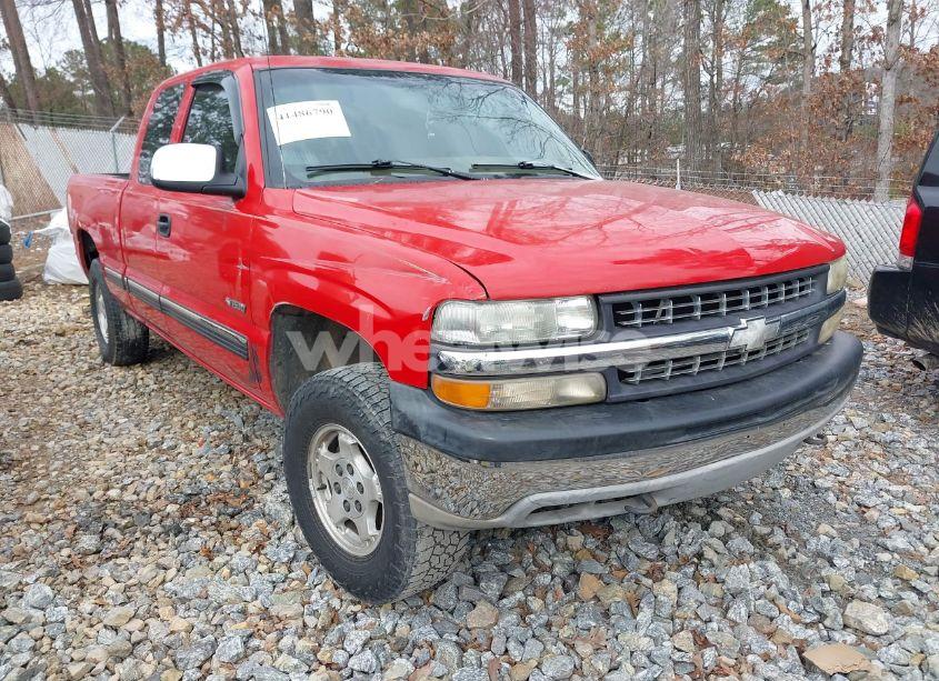 1999 Chevrolet Silverado 1500 LT (VIN 1GCEK19T8XE178304) main photo