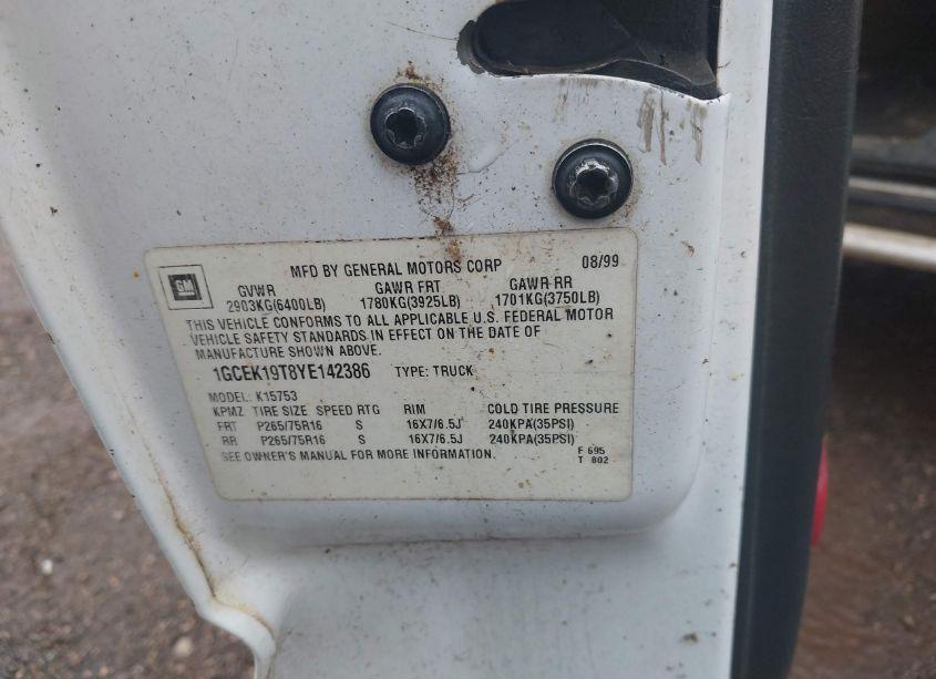 Photo 9 of 2000 Chevrolet Silverado 1500 LS (VIN 1GCEK19T8YE142386)