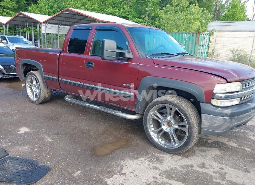 2000 Chevrolet Silverado 1500 LS (VIN 1GCEK19T8YE428383) main photo