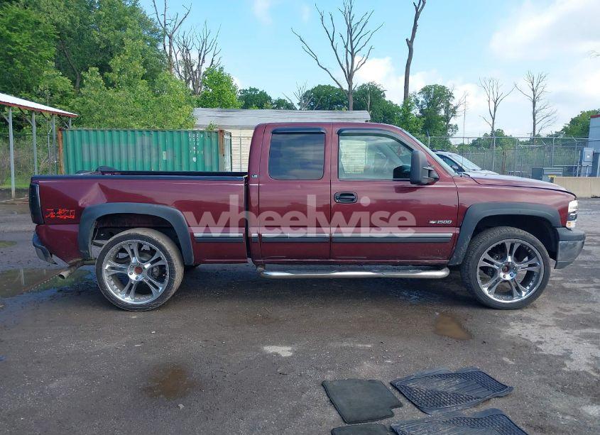 Photo 13 of 2000 Chevrolet Silverado 1500 LS (VIN 1GCEK19T8YE428383)