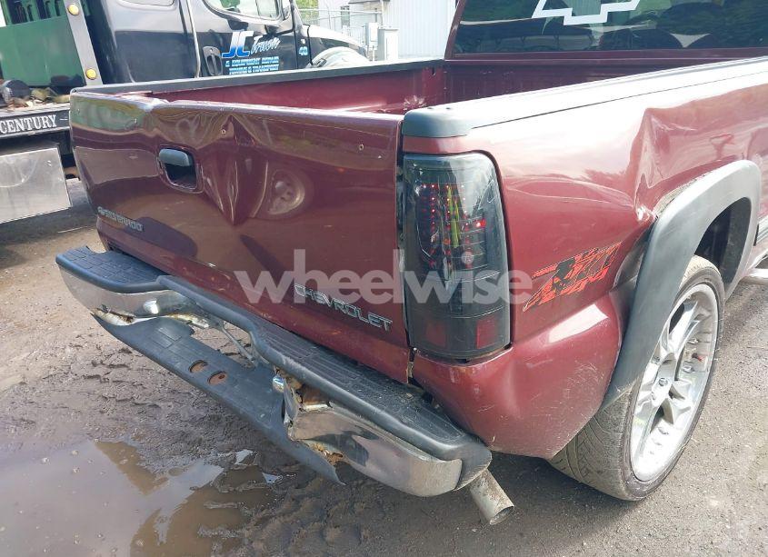 Photo 6 of 2000 Chevrolet Silverado 1500 LS (VIN 1GCEK19T8YE428383)