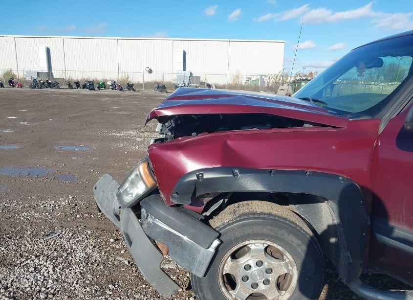 Photo 5 of 2003 Chevrolet Silverado 1500 LS (VIN 1GCEK19T93E282259)