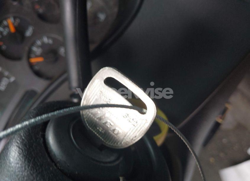 Photo 11 of 2003 Chevrolet Silverado 1500 LS (VIN 1GCEK19T93E335218)